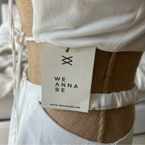 WeAnnaBe Top & Shorts Two Piece Set Size S - Picture 3 of 4